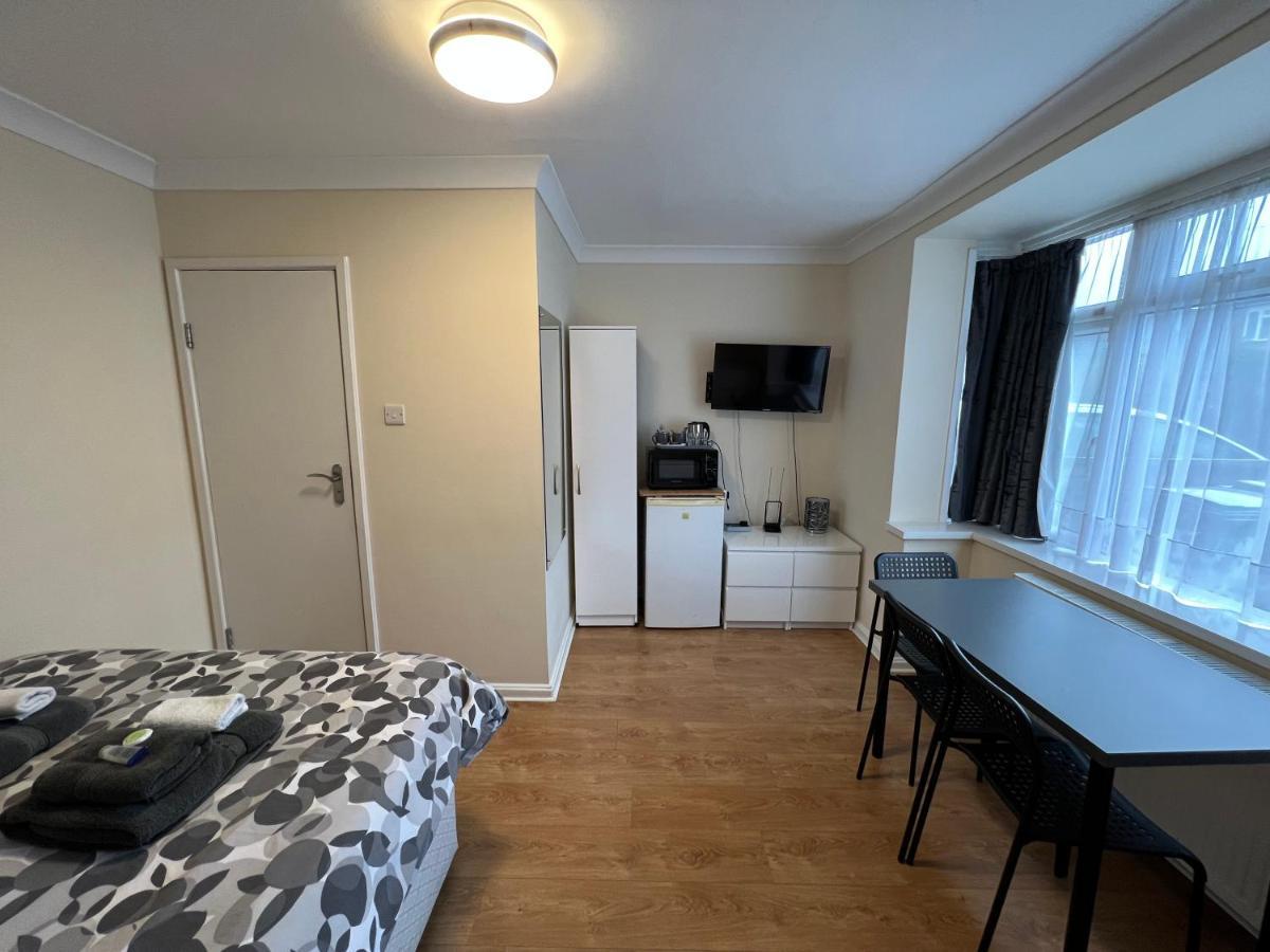 Kensal Lodge 2 Guest House London Bagian luar foto