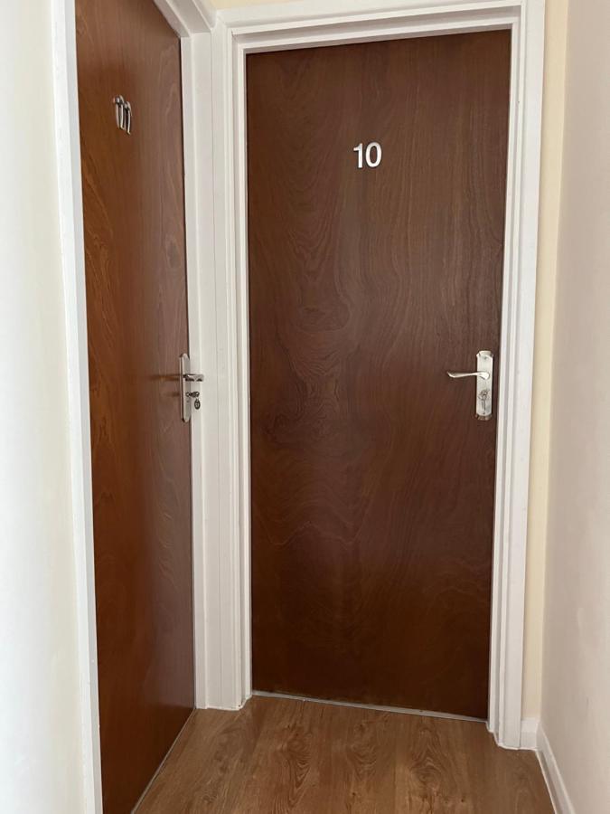 Kensal Lodge 2 Guest House London Bagian luar foto