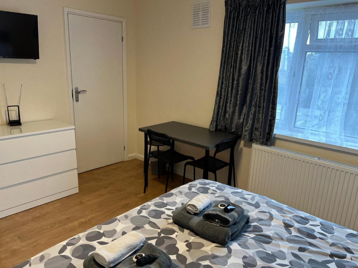 Kensal Lodge 2 Guest House London Bagian luar foto