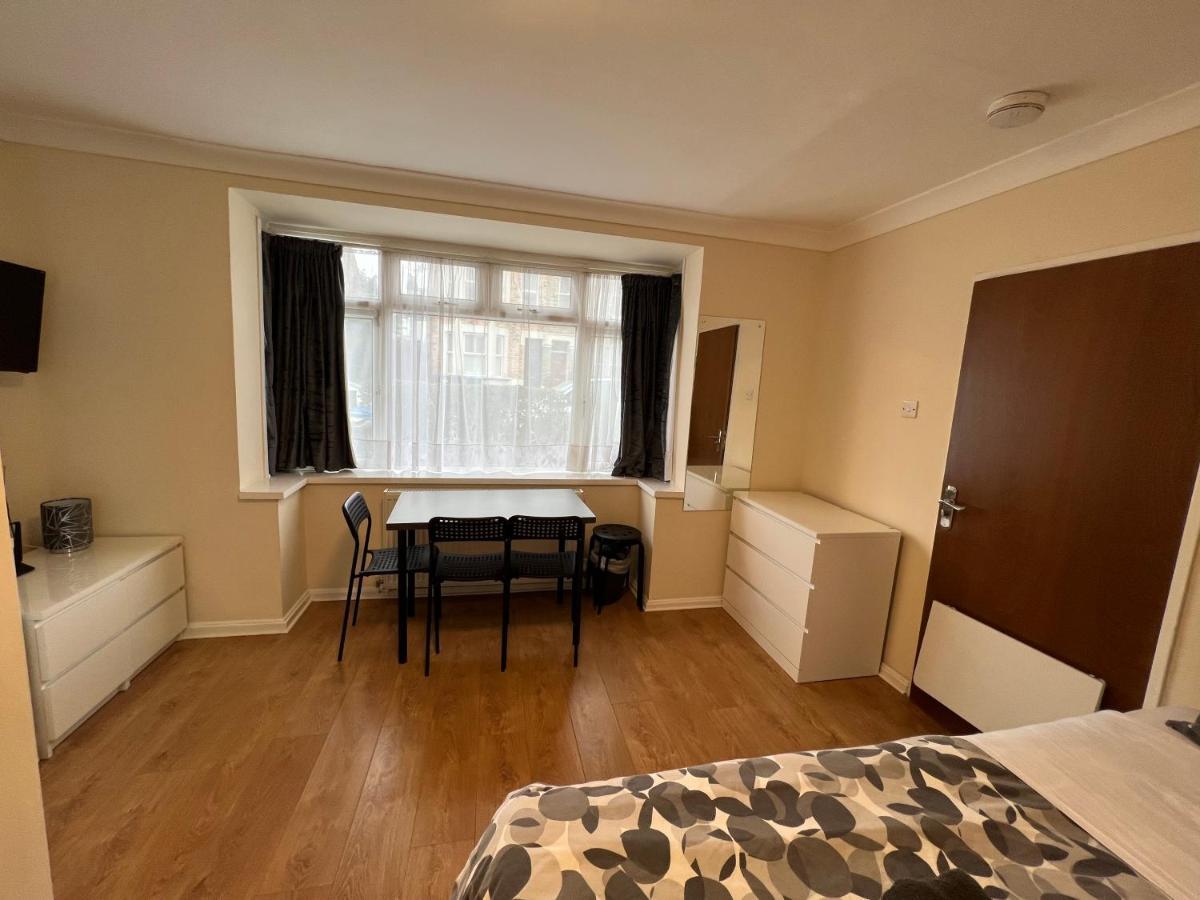Kensal Lodge 2 Guest House London Bagian luar foto