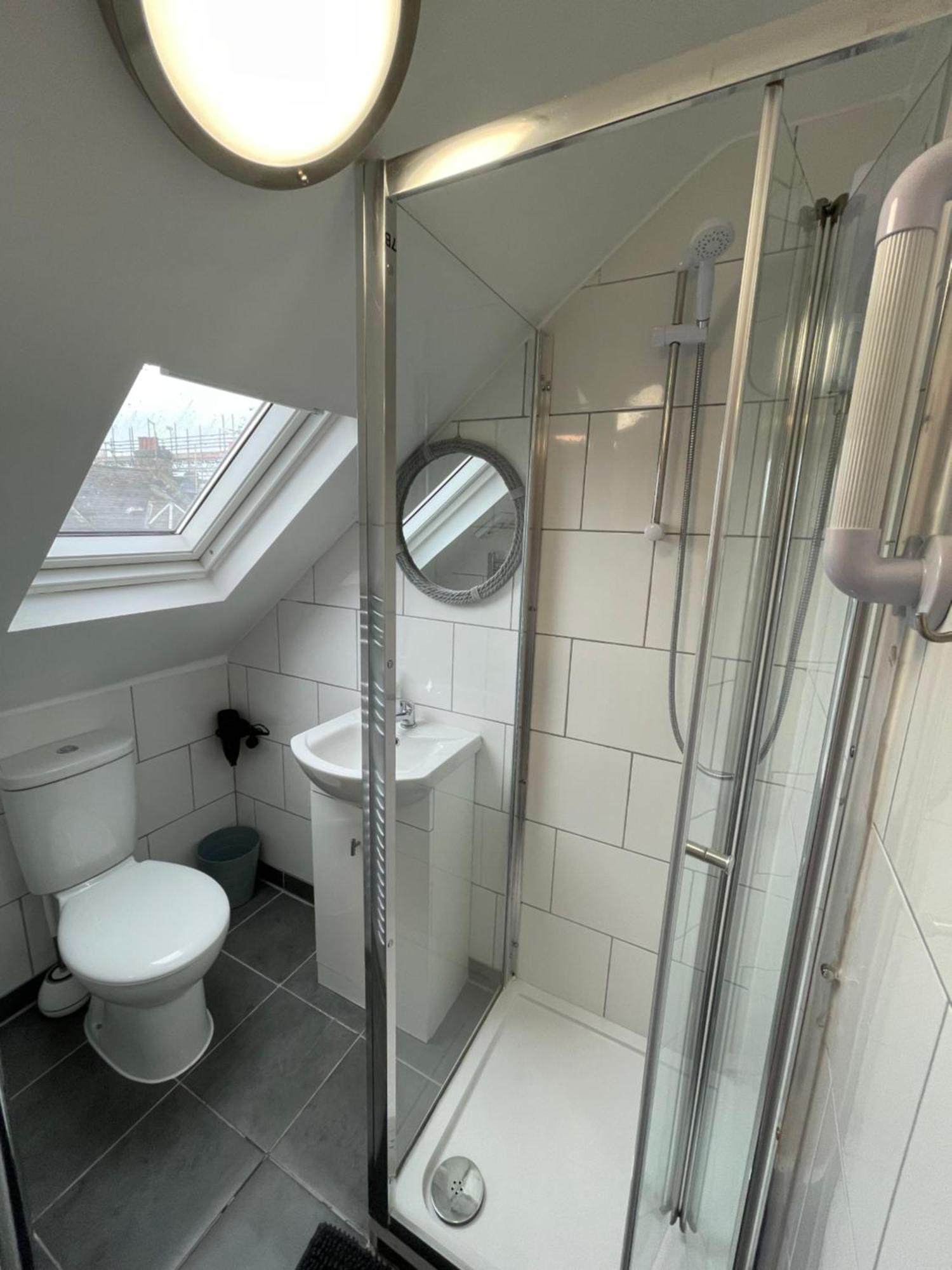 Kensal Lodge 2 Guest House London Bagian luar foto