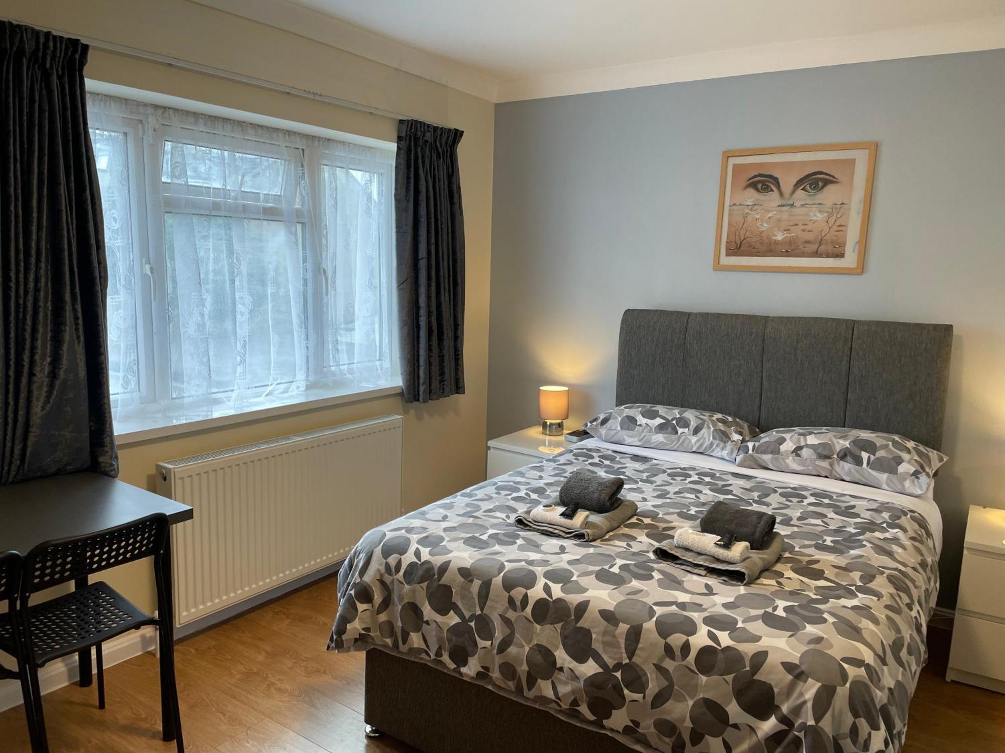 Kensal Lodge 2 Guest House London Bagian luar foto
